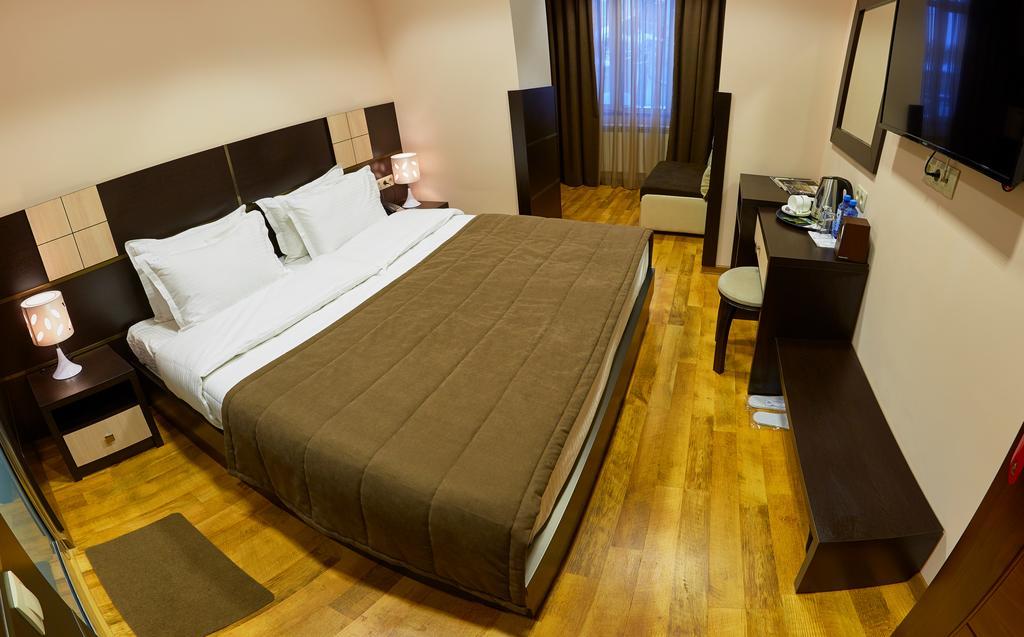 Hotel Lilia Yerevan Luaran gambar